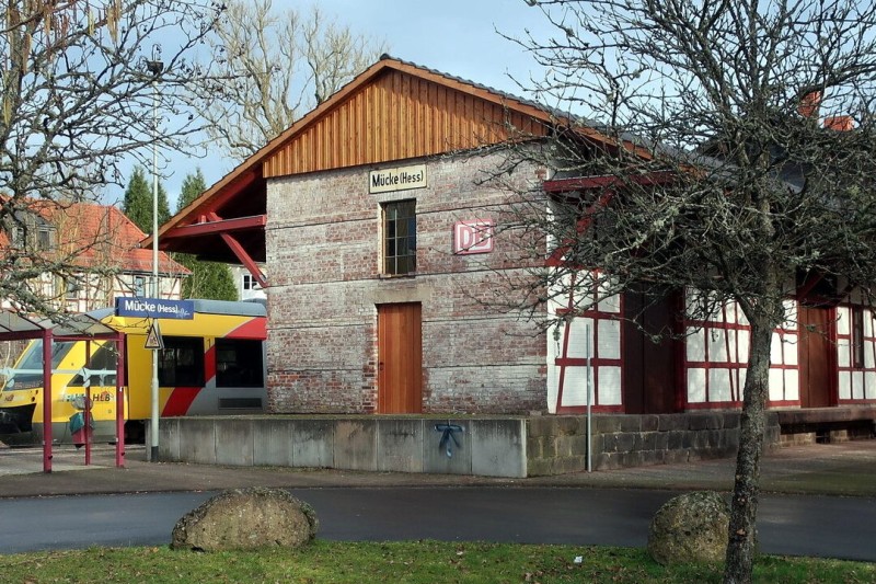 Sanierung des historischen Bahnhofes in Mücke Bild 1